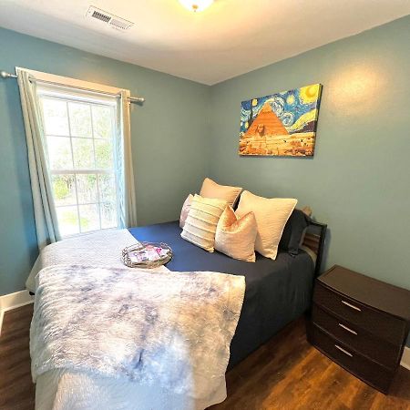 Stylish Cozy Tree House Pet Friendly!!! Villa Wilmington Exterior photo